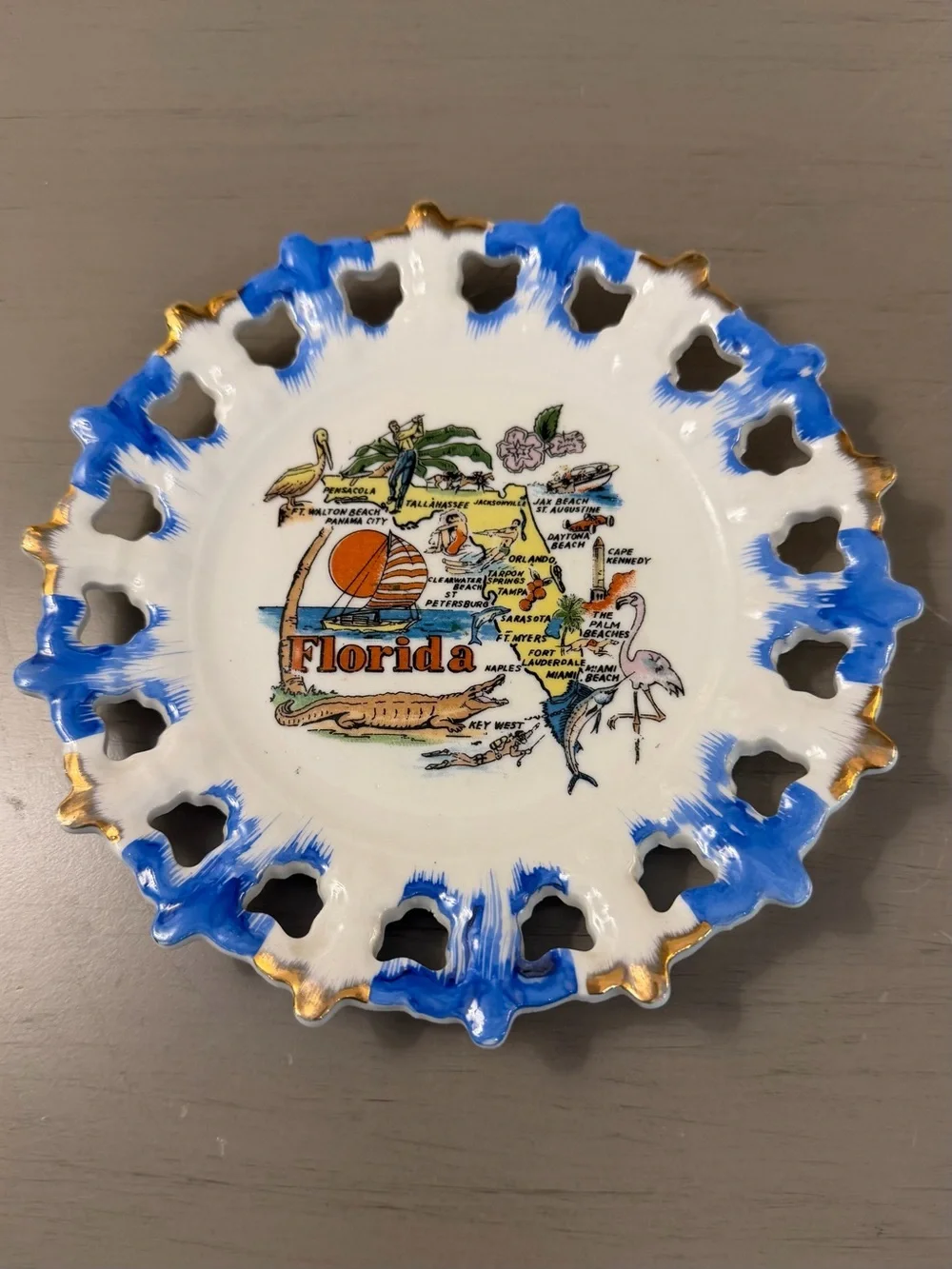 Florida Souvenir Blue Reticulated Plate Pierced Rim Gold Trim Flamingos Vintage